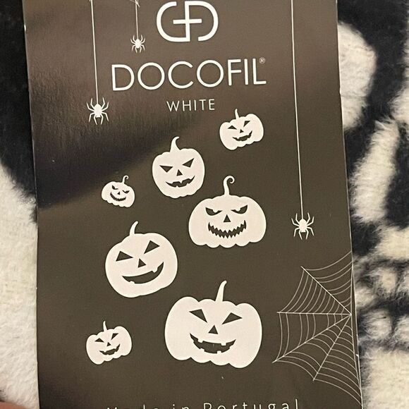 Docufil portugal blanket bedding skull skeleton black white  reverse color - Picture 5 of 9